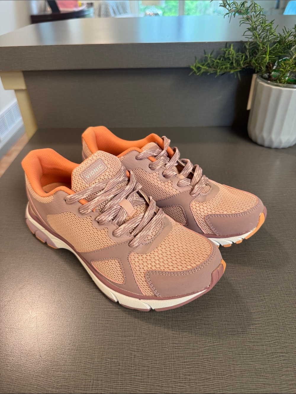 Vionic Women's Pink Peach TOKYO Athletic Sneakers 6.5